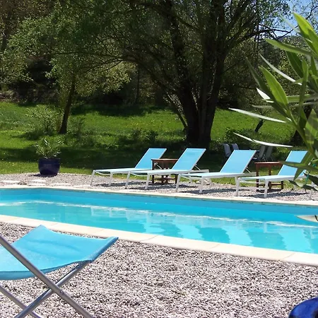 Hirondelle Au Moulin D'antan *